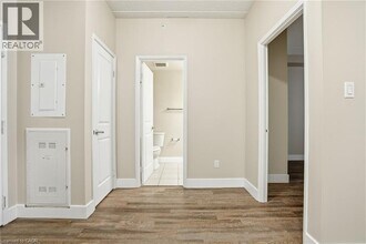 149 Main St W in Hamilton, ON - Building Photo - Building Photo