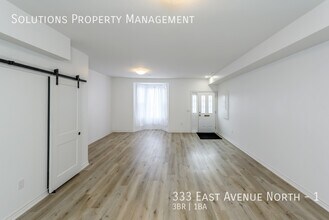 333 East Avenue N in Hamilton, ON - Building Photo - Building Photo