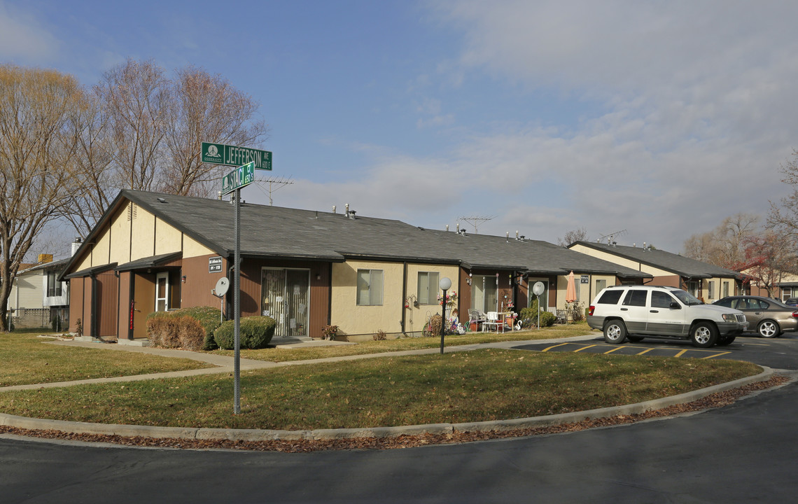 Village Square I & II in Ogden, UT - Building Photo