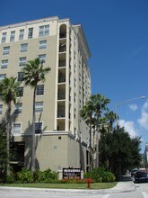 Las Olas by the River in Fort Lauderdale, FL - Foto de edificio - Building Photo