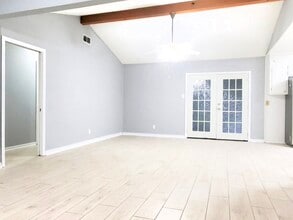 8620 Chateau Cir in Beaumont, TX - Building Photo - Building Photo