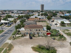 701 S 12th St in McAllen, TX - Building Photo - Building Photo