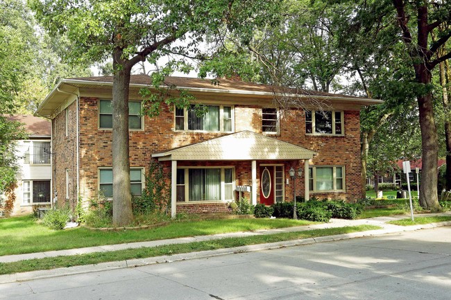 1415 W Farnum Ave in Royal Oak, MI - Foto de edificio - Other