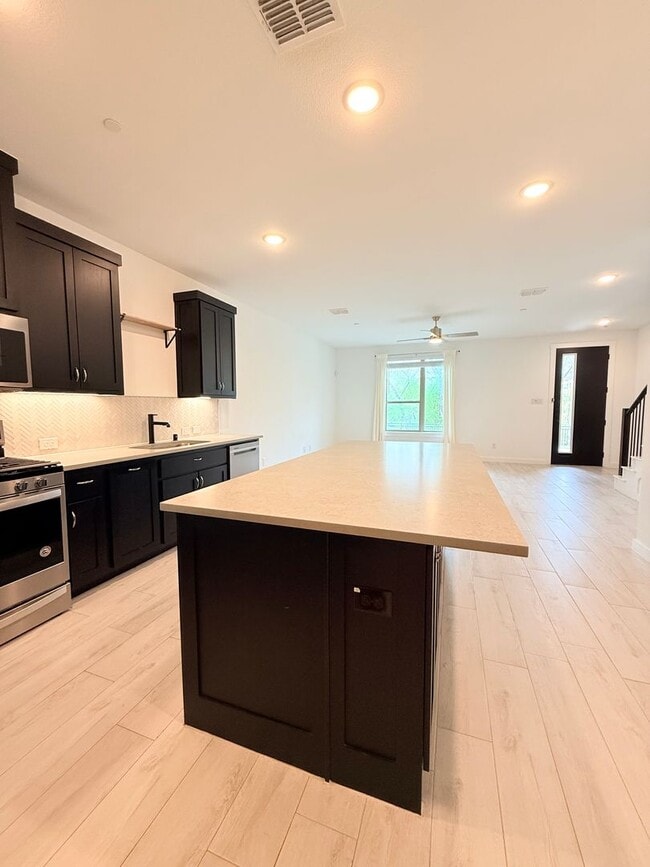 property at 606 Collier Dr