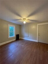 16 Grove St in West Warwick, RI - Building Photo - Building Photo