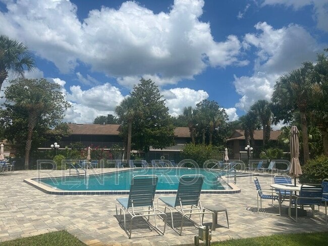 property at 180 Magnolia Woods Ct