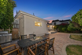 465 N Kilkea Dr in Los Angeles, CA - Building Photo - Building Photo