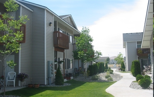 Aaron Ridge Apartments in Richland, WA - Foto de edificio