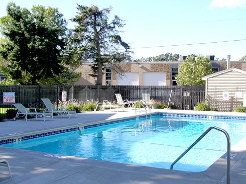 Rhode Island Chateau Apartments