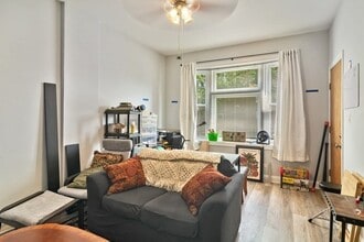 2836 N Drake Ave, Unit 1F in Chicago, IL - Building Photo - Building Photo