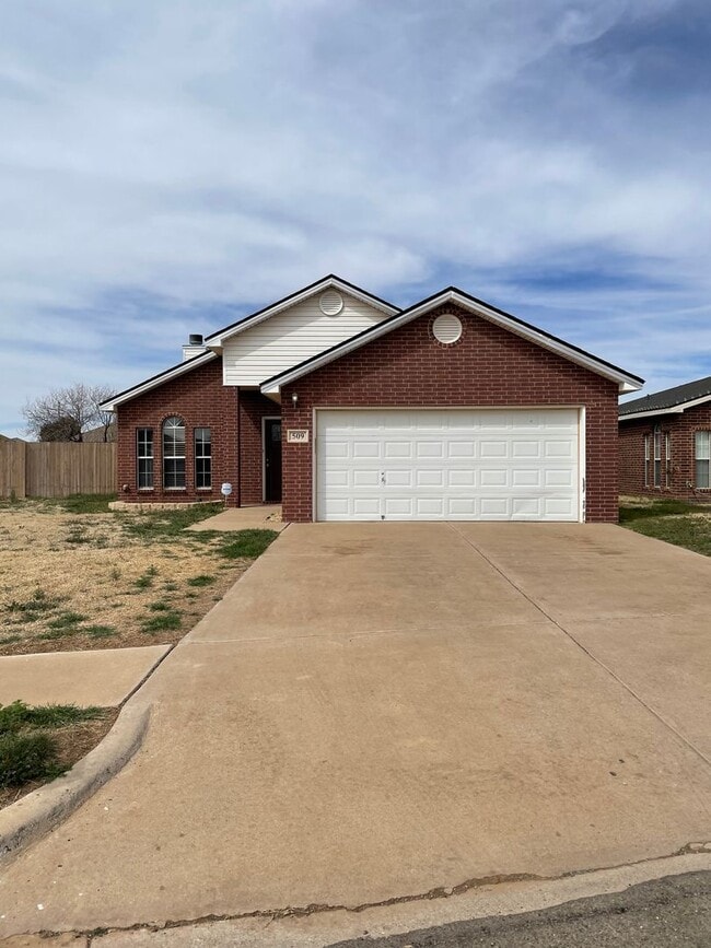 property at 509 N Iola Ave