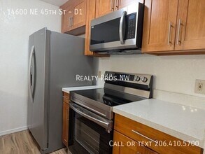 14600 NE 45th St in Bellevue, WA - Building Photo - Building Photo