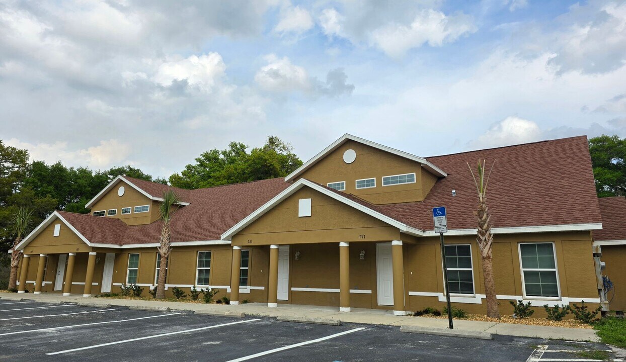 777 N Vermeer Way in Inverness, FL - Building Photo