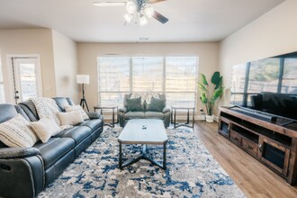 728 Chatsworth Dr in Anna, TX - Building Photo - Building Photo