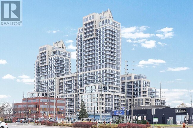 9201-9201 Yonge St in Richmond Hill, ON - Building Photo - Building Photo