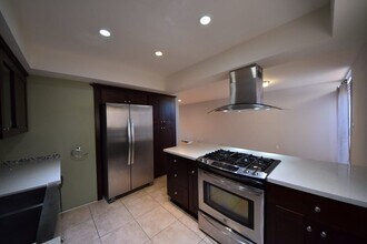 3918 Huron Ave in Culver City, CA - Building Photo - Building Photo