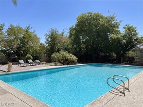 5328 S Topaz St in Las Vegas, NV - Building Photo - Building Photo