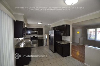 7653 W 105th St, Unit 1814 in Palos Hills, IL - Building Photo - Building Photo