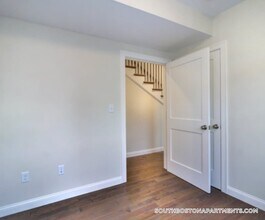 4 Kemp St in Boston, MA - Building Photo - Building Photo