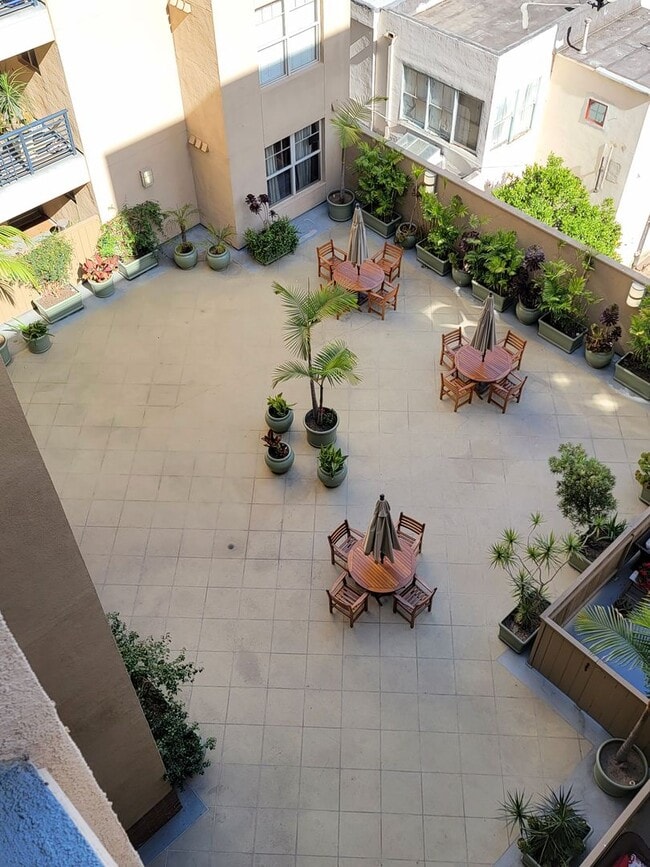330 J St in San Diego, CA - Building Photo - Building Photo