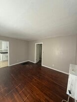 810 S Terrace Dr in Wichita, KS - Building Photo