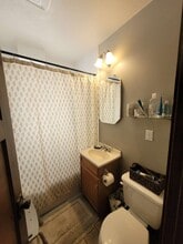 1564 S 64th St in West Allis, WI - Building Photo - Building Photo