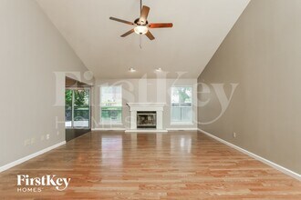 7482 Pierside Dr in O'Fallon, MO - Building Photo - Building Photo