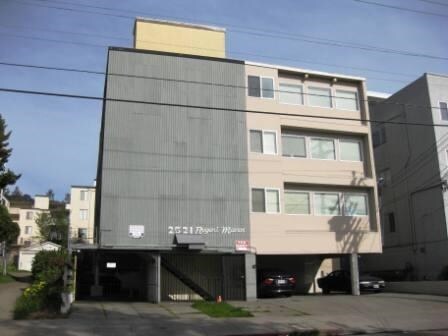 Regent Manor in Berkeley, CA - Foto de edificio