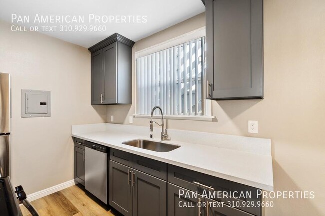 2793 1/2 Glenwood Pl in South Gate, CA - Building Photo - Building Photo