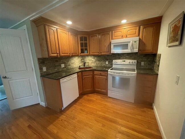 property at 1043 NY-216