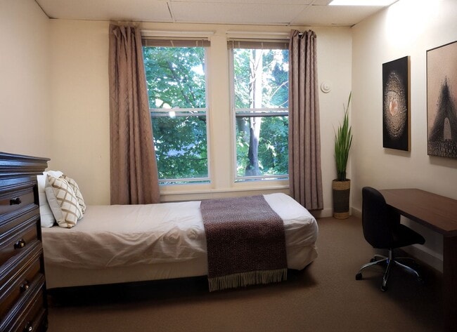 113 Comstock Pl in Syracuse, NY - Building Photo - Building Photo