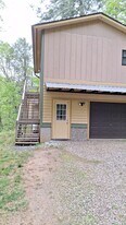 164 Mundy Cove Rd in Weaverville, NC - Building Photo