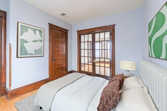 2212 Glenwood Ave in Minneapolis, MN - Building Photo - Building Photo