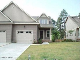 128 Cypress Cir in Southern Pines, NC - Building Photo