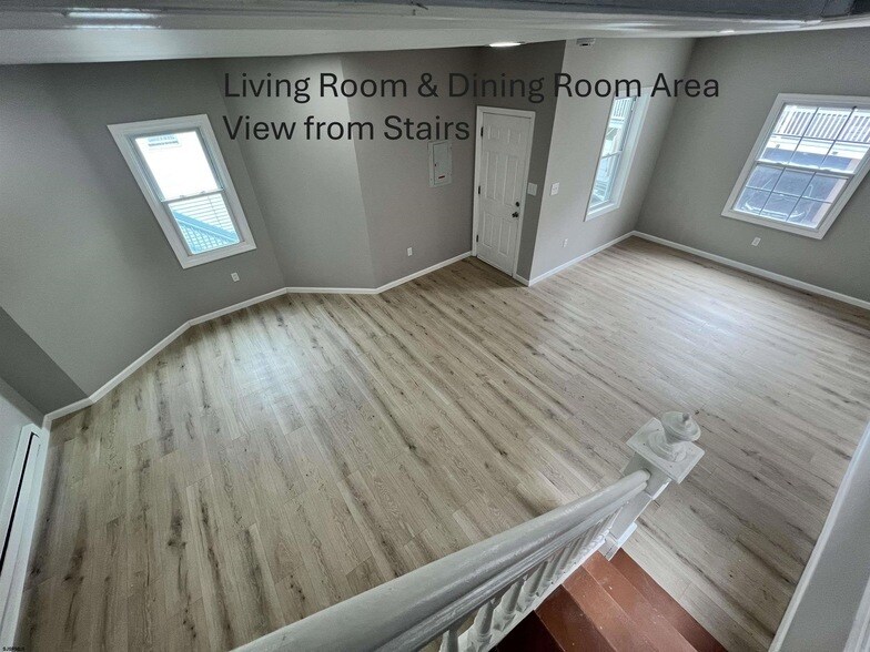 21 S Spray Ave in Atlantic City, NJ - Building Photo