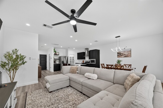 property at 3233 Creston Gate Dr