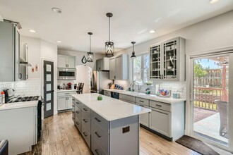 16242 Hollyridge Dr in Parker, CO - Building Photo - Building Photo
