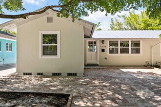 1736 Morrill St in Sarasota, FL - Building Photo - Building Photo