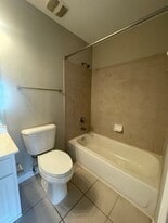 3914 Cherokee Woods Way in Knoxville, TN - Building Photo