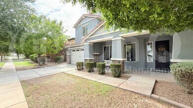 3945 E Mesquite St in Gilbert, AZ - Building Photo - Building Photo