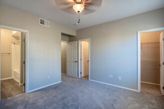 Manzanita Gate Apartments in Reno, NV - Building Photo - Interior Photo