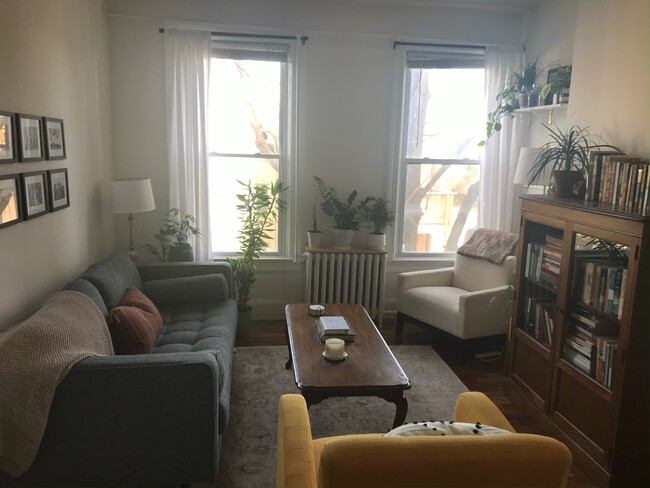 432 13th St NE, Unit 432 in Washington, DC - Building Photo - Building Photo
