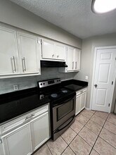 3535 Warwick Glen Dr in Brownsville, TX - Foto de edificio - Building Photo