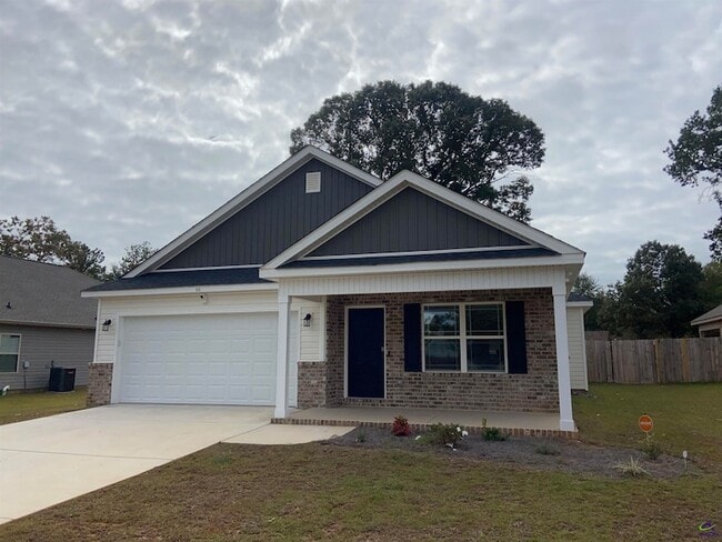 315 Lasso Drive in Warner Robins, GA - Foto de edificio - Building Photo