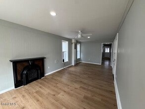 306 3rd St in Troy, NY - Building Photo - Building Photo