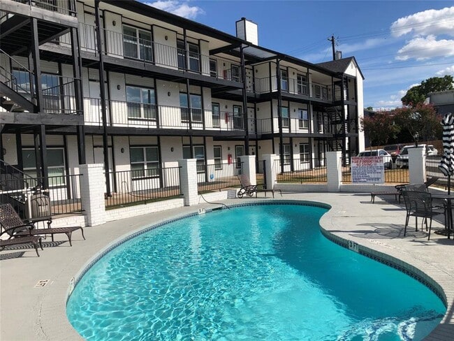 6409 Burns St in Austin, TX - Building Photo - Building Photo