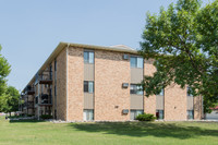 1602 47th St S in Fargo, ND - Foto de edificio - Building Photo