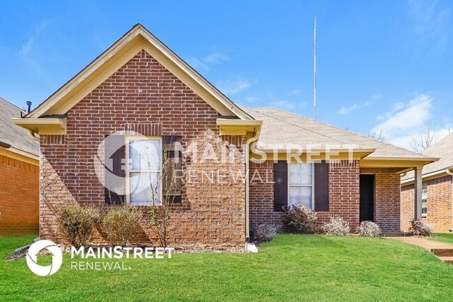 1021 Crayton Ridge Dr in Cordova, TN - Building Photo - Building Photo