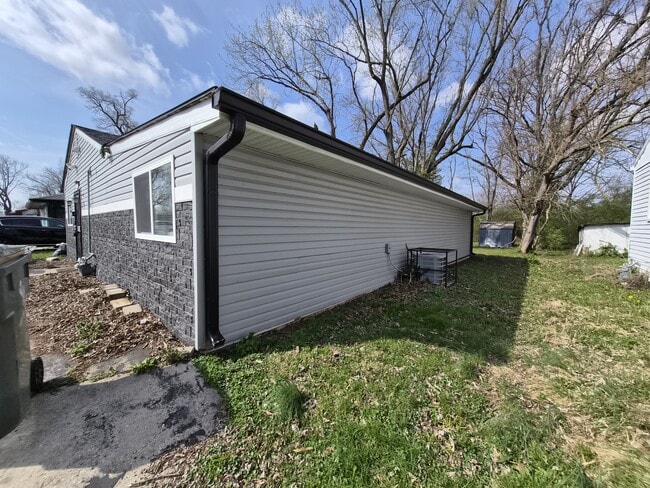 3922 N Butler Ave in Indianapolis, IN - Building Photo - Building Photo