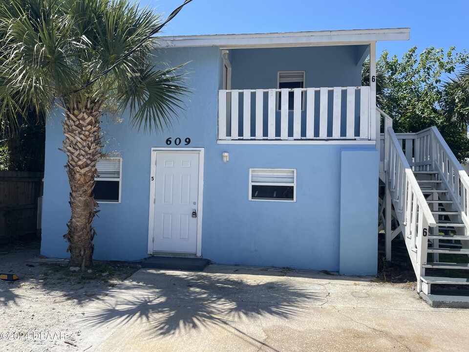 609 Ora St in Daytona Beach, FL - Building Photo